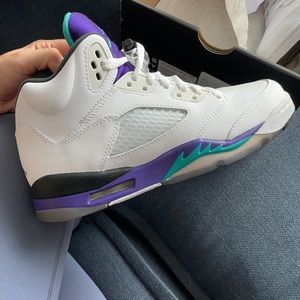 Air Jordan 5 Retro GS Grapes